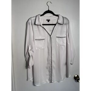 Torrid 2 2X Blouse White Black Piping Georgette Button Up Tab Sleeve Shirt Women